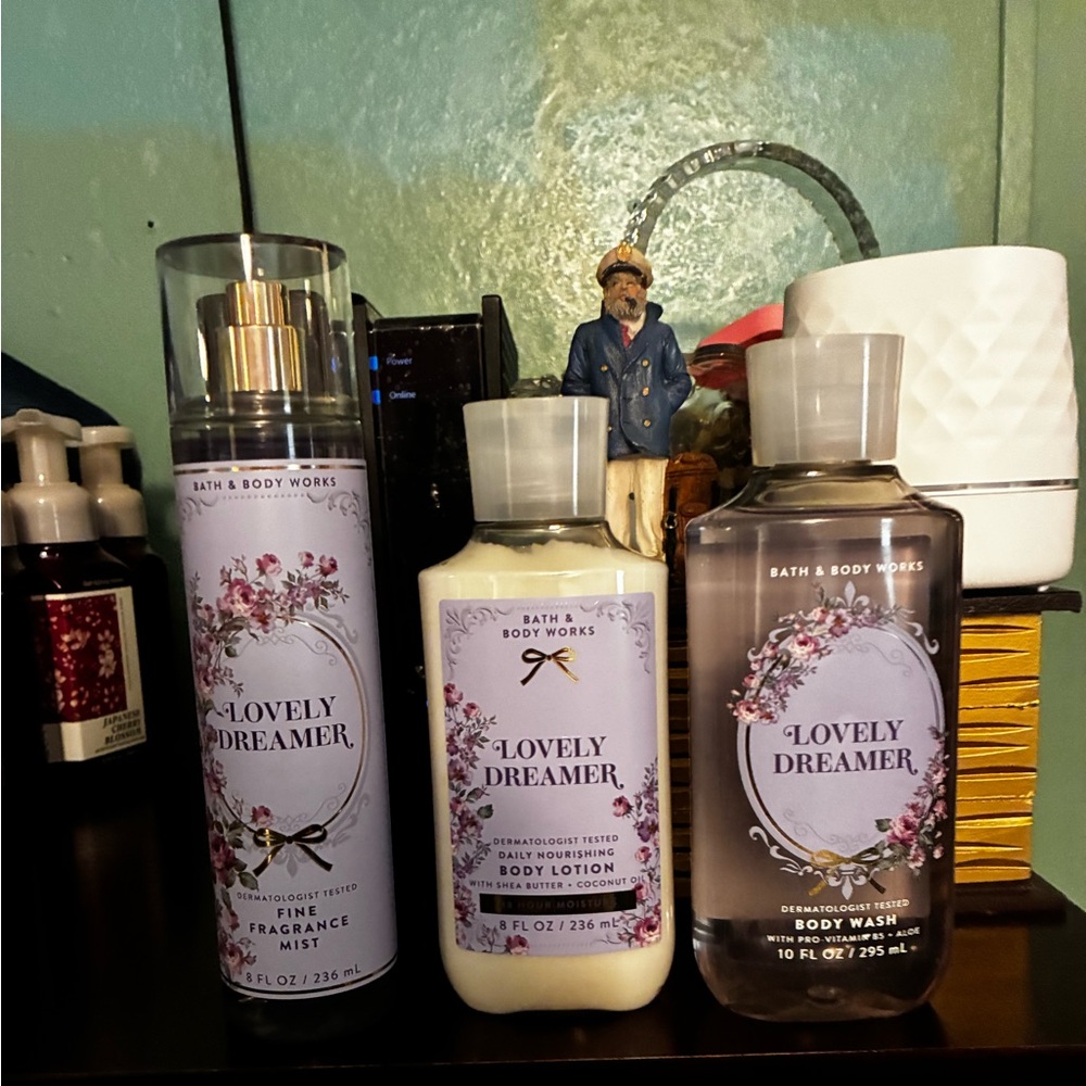 Bath & Body Works Lovely Dreamer Collection - Lavender Fragrance Lotion + Wash 🆕